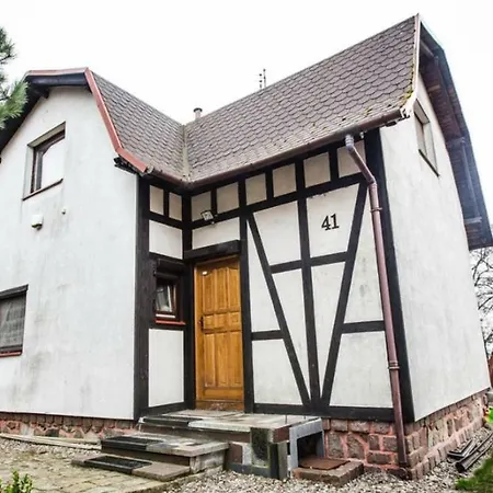 Drewniany Dom Nad Jeziorem Morzycko Casa vacanze Przyjezierze (Gryfino)