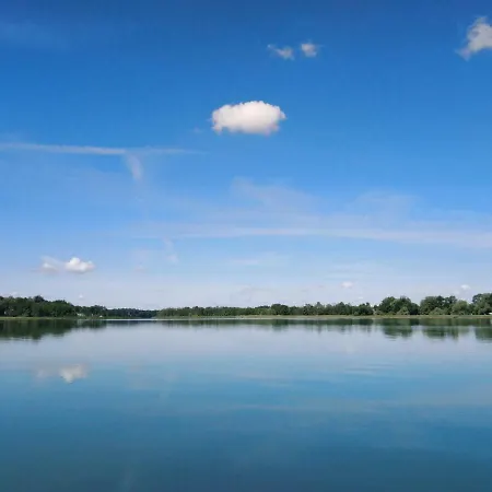 Casa vacanze Drewniany Dom Nad Jeziorem Morzycko *
